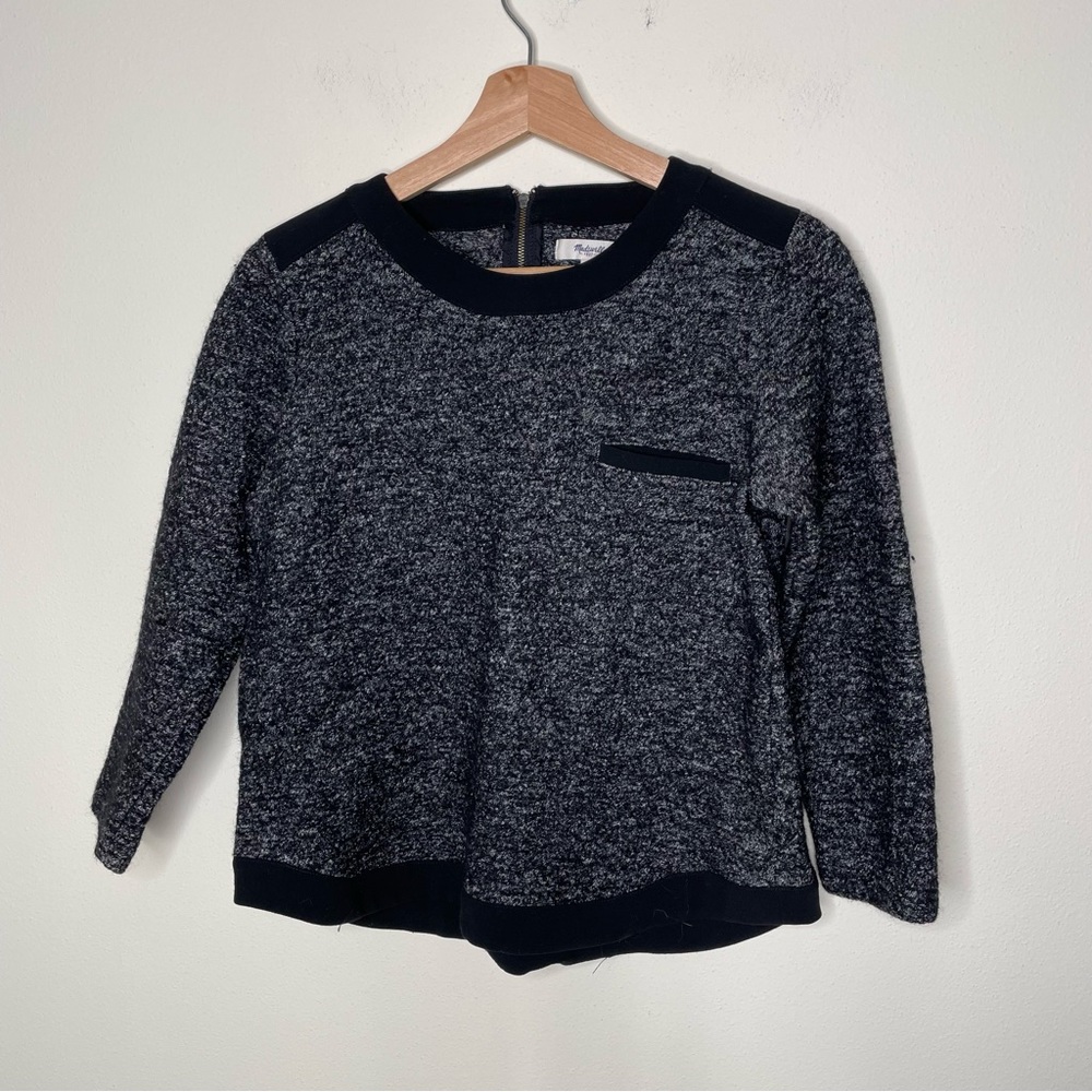 Women’s Black Heather Crewneck Sweater